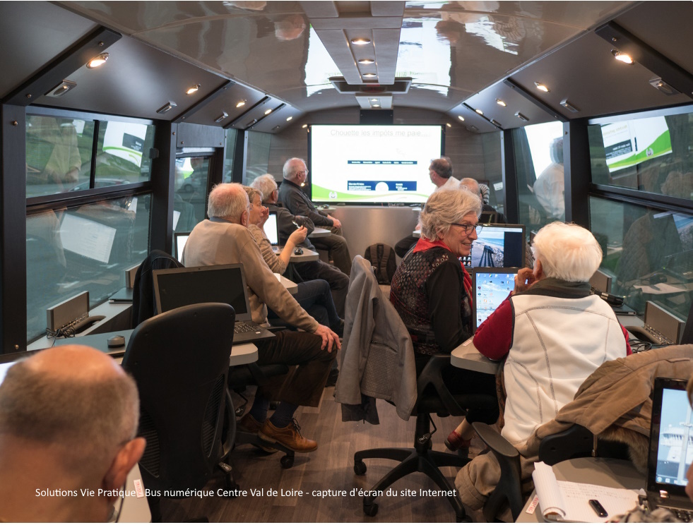séance du Bus numerique Centre Val de Loire